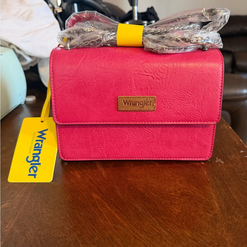 Wrangler Fuchsia Crossbody Bag